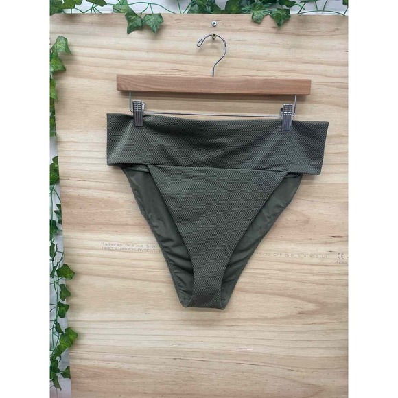 Size XX-Large Aerie Green Women's Swimsuit - Picture 1 of 3